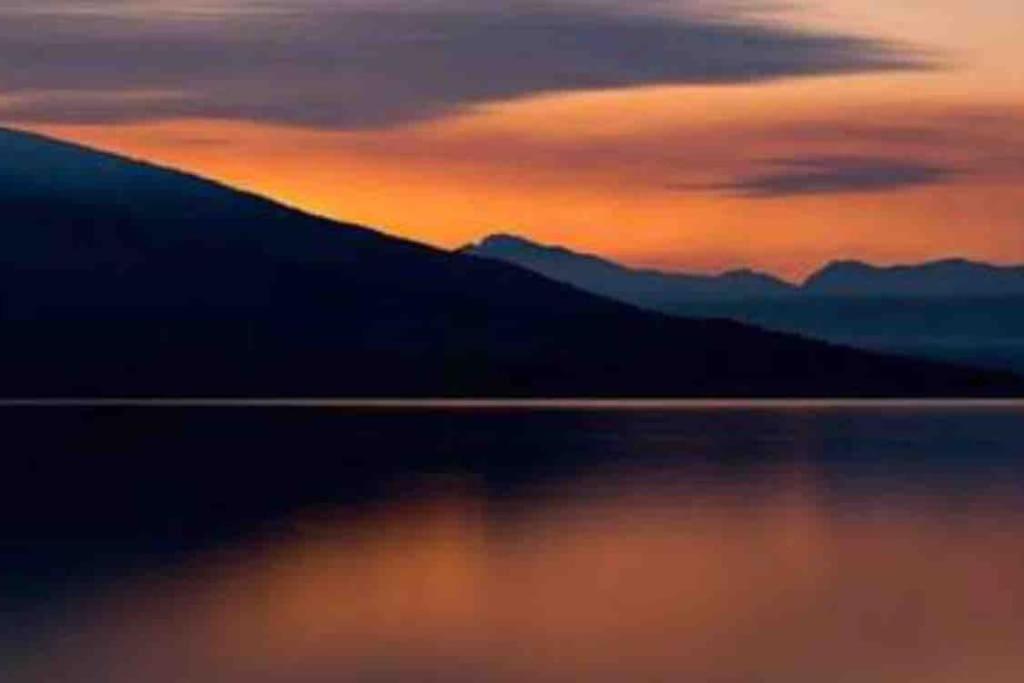 Great Views From New 2 Bedroom Apartment Te Anau Luaran gambar